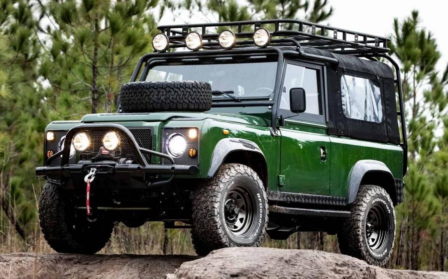 Land Rover Defender 90 Project Famili Vacation by East Coast Defender '2020